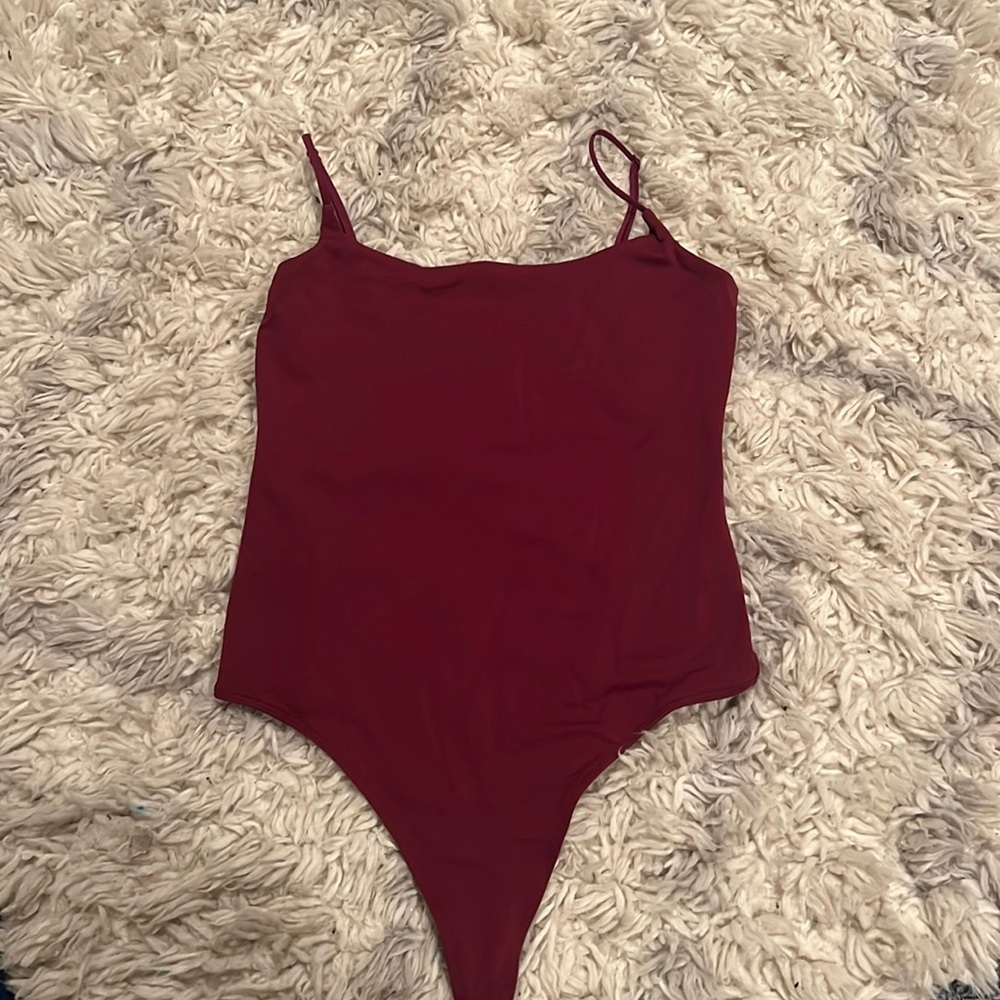 Aritzia Bodysuit size M